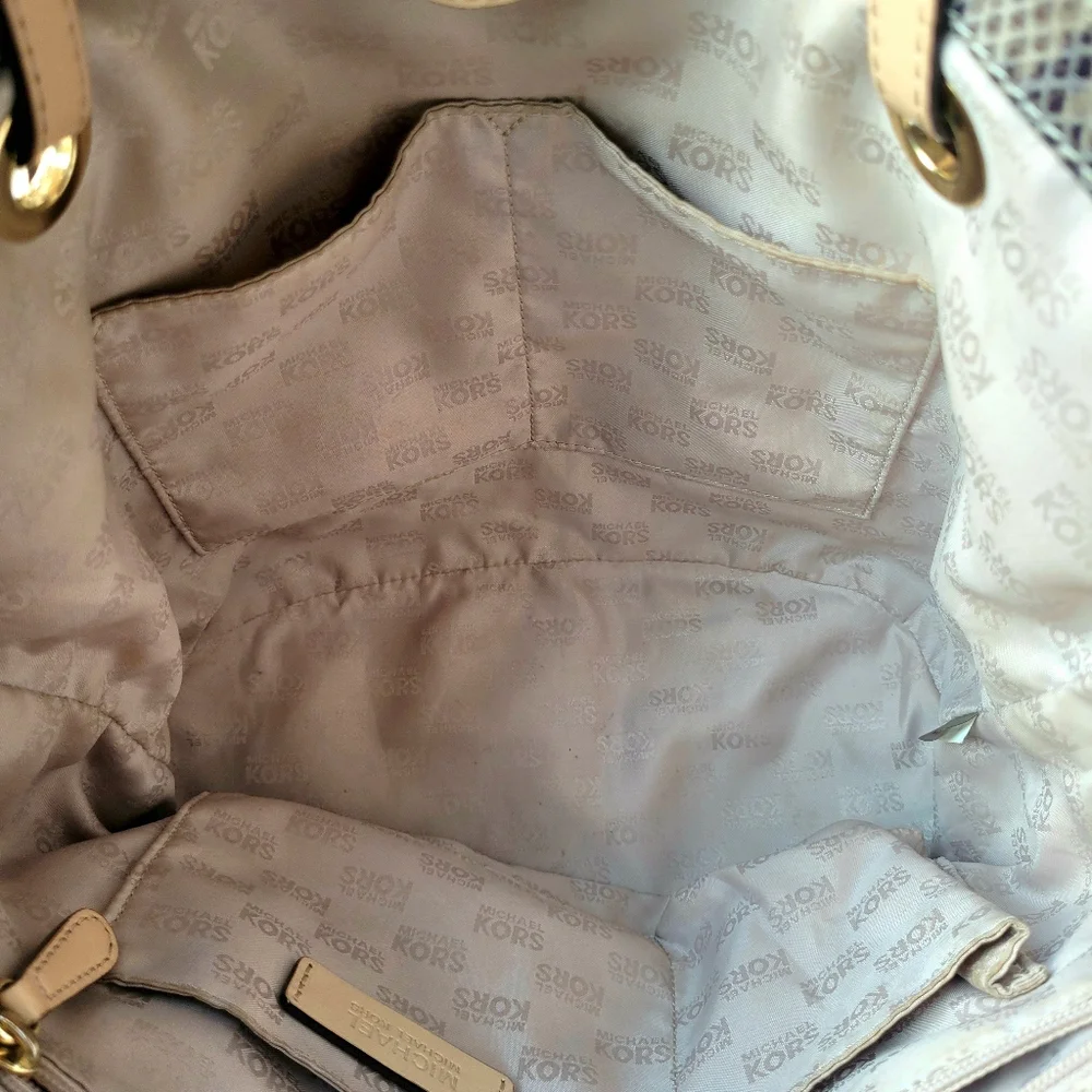 Michael Kors Soft Leather Beige Snake Print Tote - Picture 10 of 12